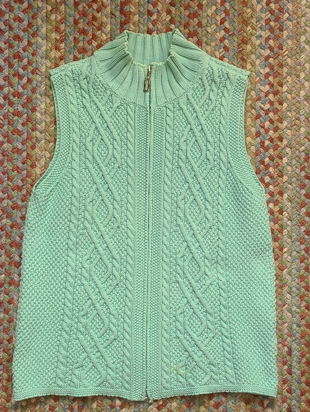 Sleeveless Cable-Knit Zip Vest in Mint -